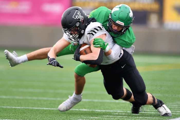 Tualatin.West-Linn.6A-football-semifinal.Leon-Neuschwander.67